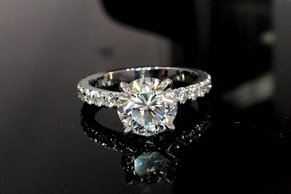 Round Diamond Ring