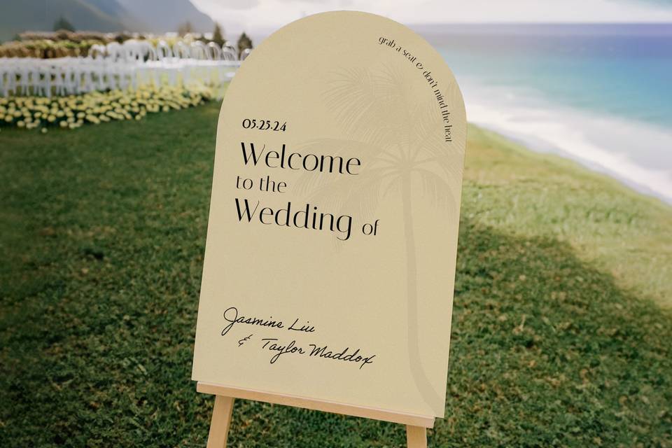 Beach Chic Welcome Sign