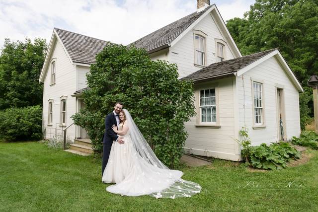Bride & Groom Portrait