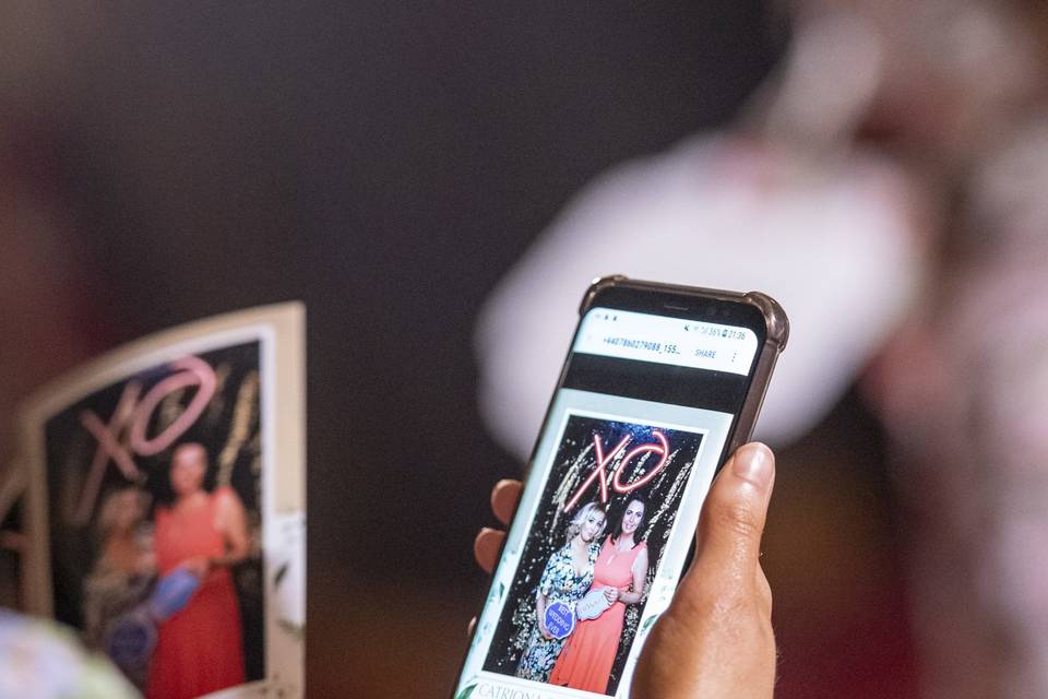 Instant social Sharing