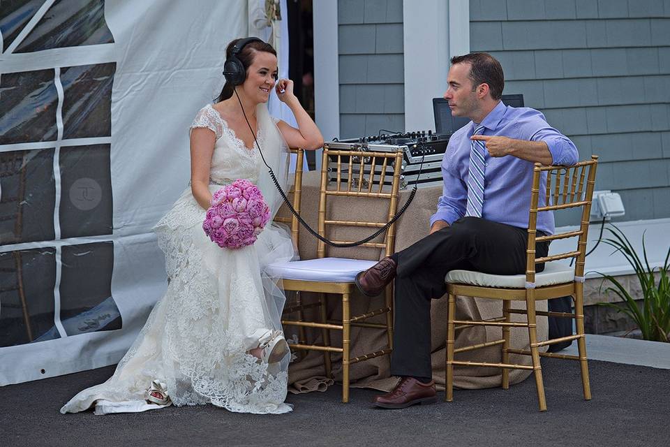 Brides chillin'