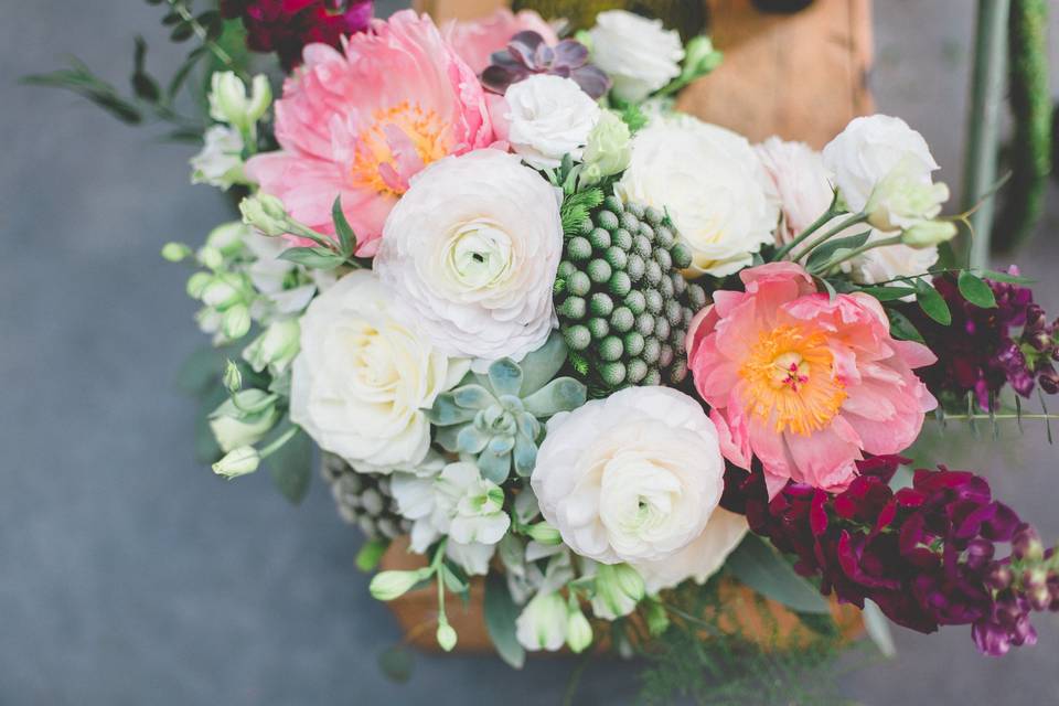 Toronto wedding florist