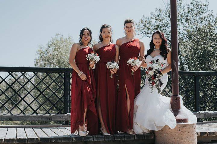 Burgundy and white cascading