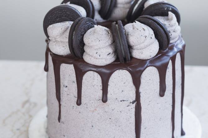 Cookies and Cream Cake