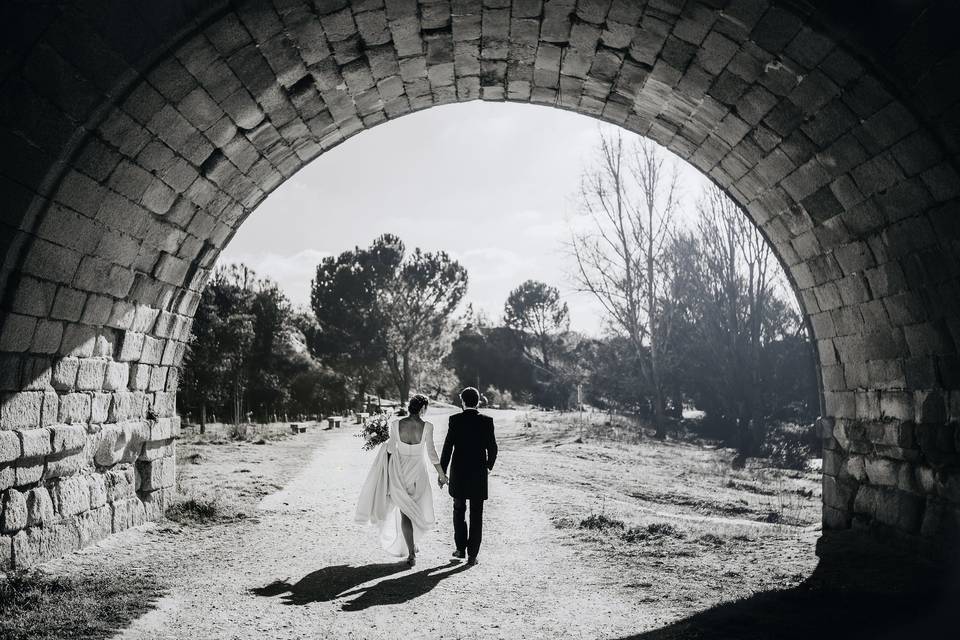 Black and White make contrast