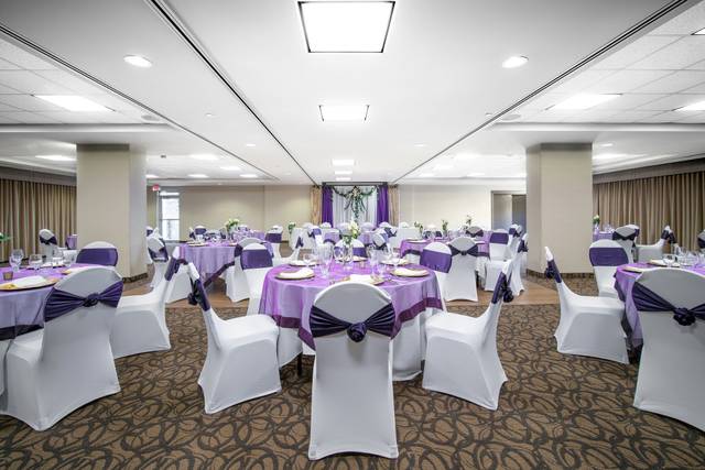 Stunning touches of violet