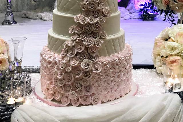 15 Wedding Stunning Wedding Cakes That Are Just Too Pretty To Eat -  Celebrity Style Weddings