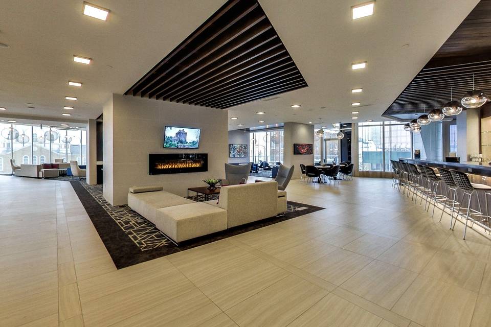 Bright & Modern Lobby