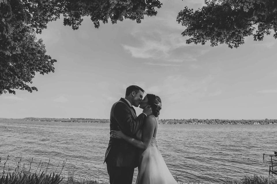 Summer Wedding @ the lake