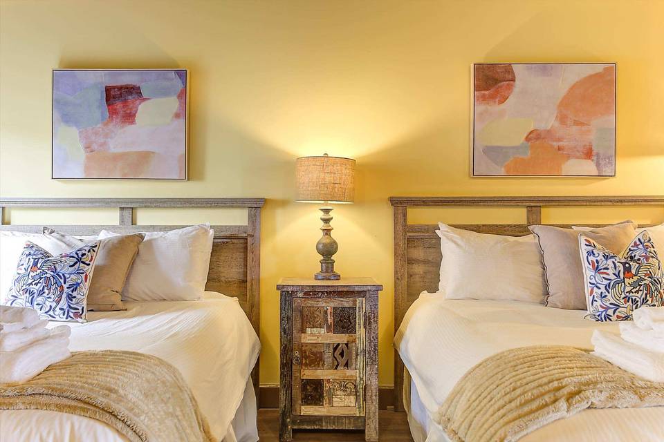 Granada Bedroom
