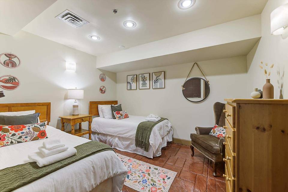 Valencia Bedroom