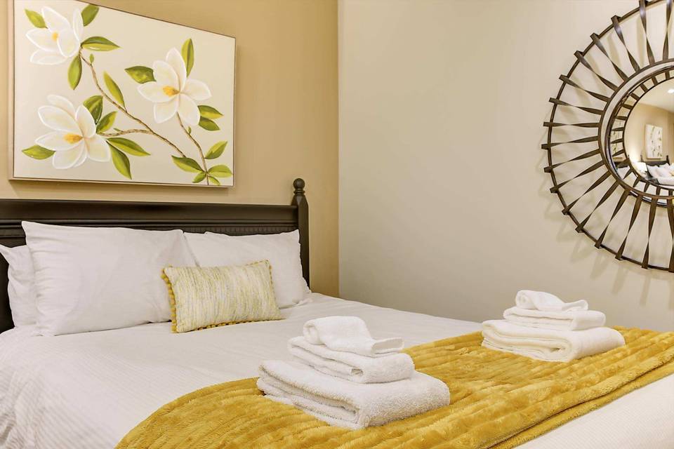Zaragoza Bedroom