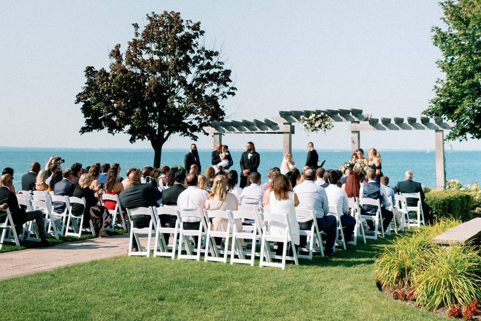 Edgewater Mansion