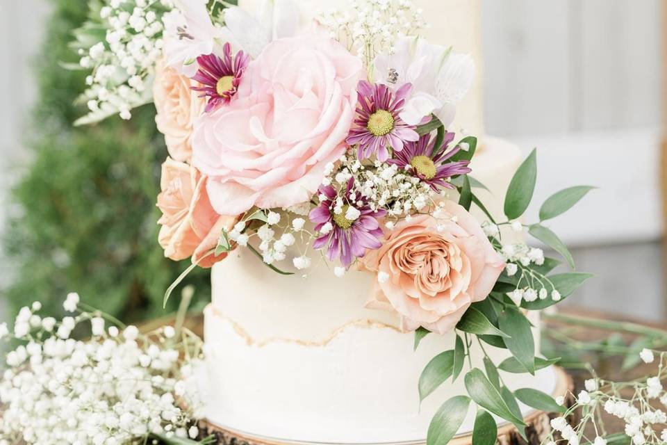 White Floral Wedding Cake