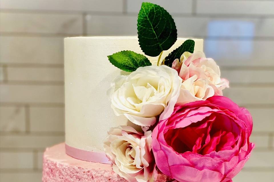 Pretty in Pink Wedding Cake