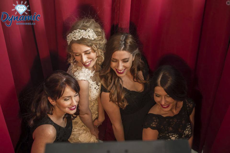 Dynamic Weddings - Photo Booth