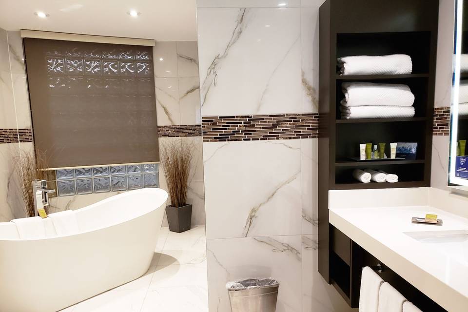 Presidential Suite - Bathroom