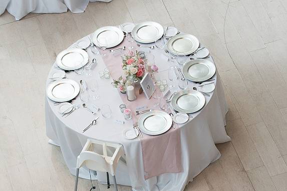 Table setting