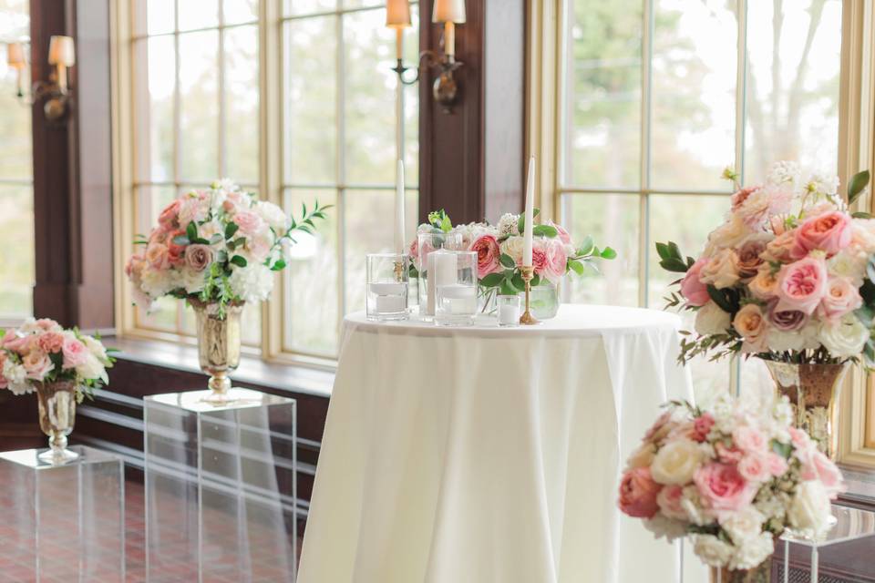 Ceremony floral & setup