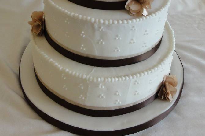 4tier brown and white.jpg