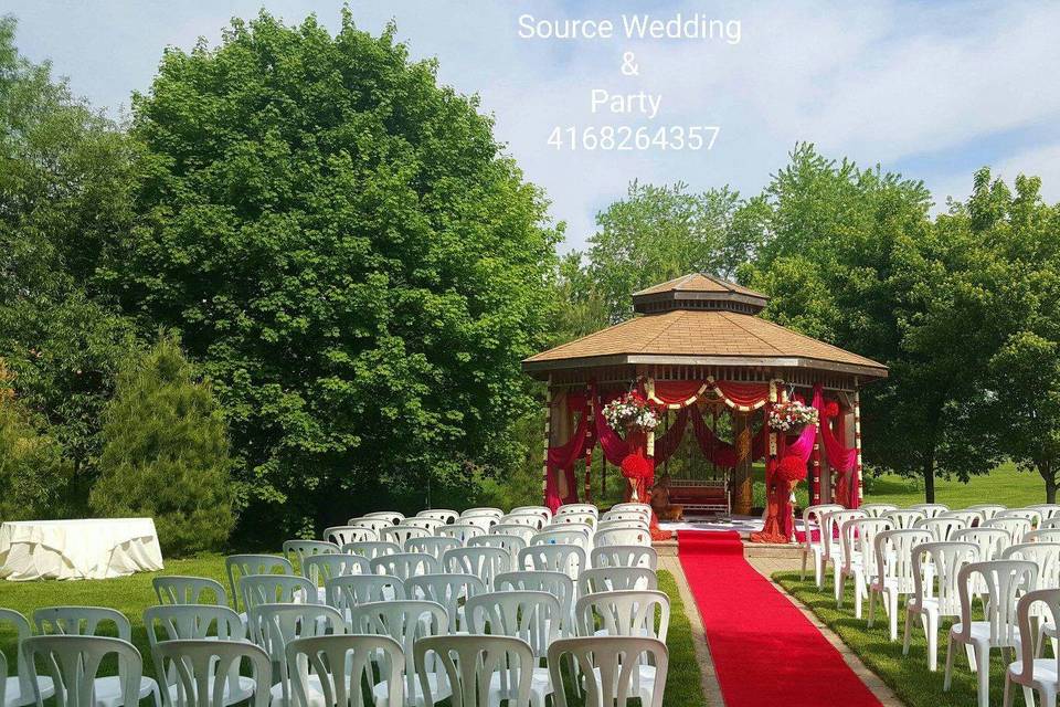 Outdoor Ceremony Decor