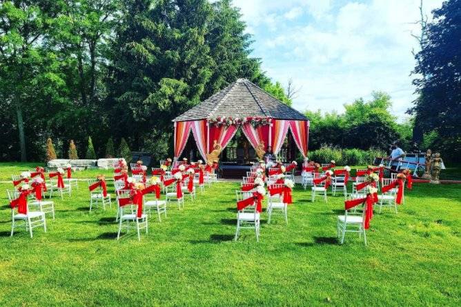 Outdoor Event Decor