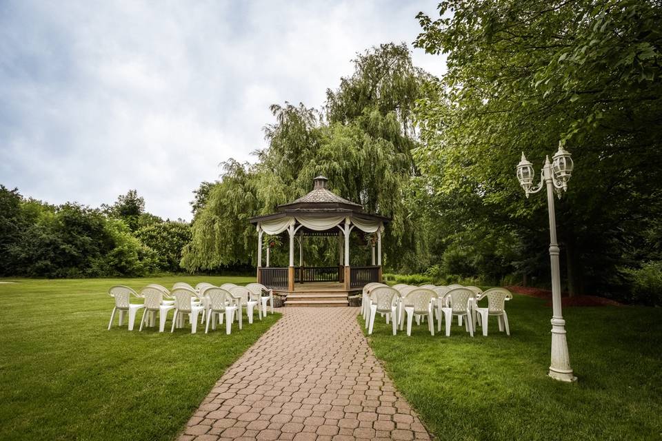 Ceremony setting