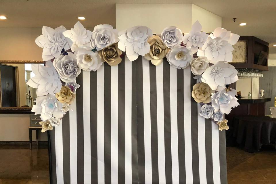 Paper Flower Wall Kate Spade
