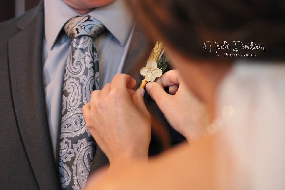 Dad, Bride & the boutonnière