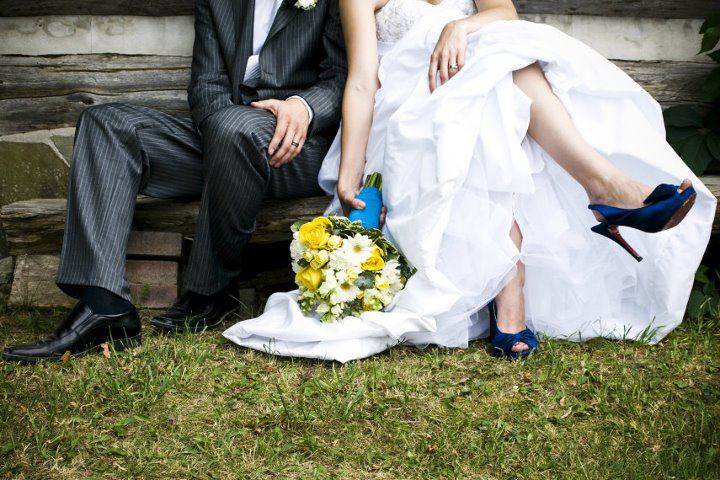 Burlington, Ontario bride and groom