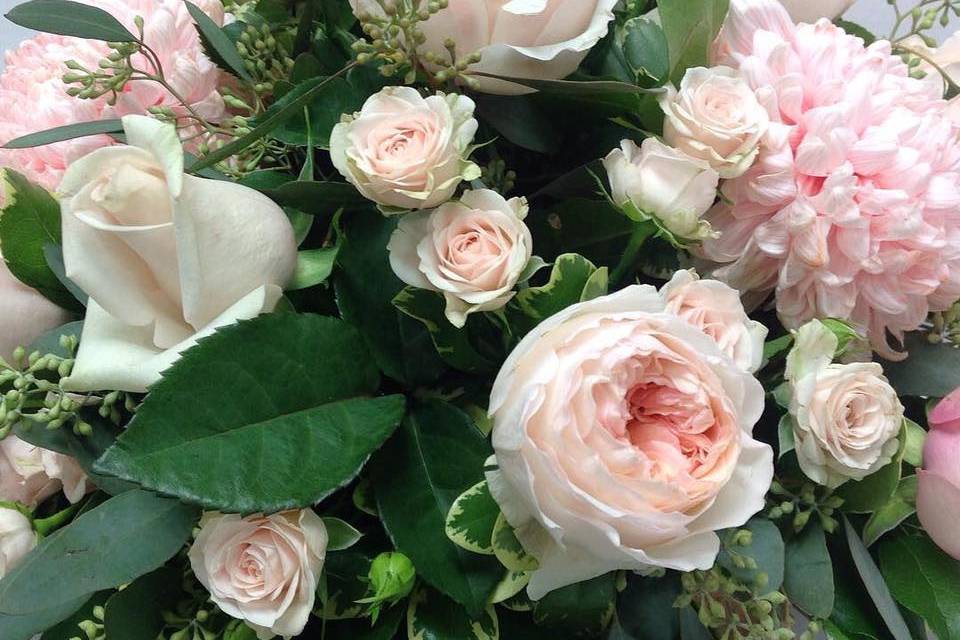 Fresh flower cake