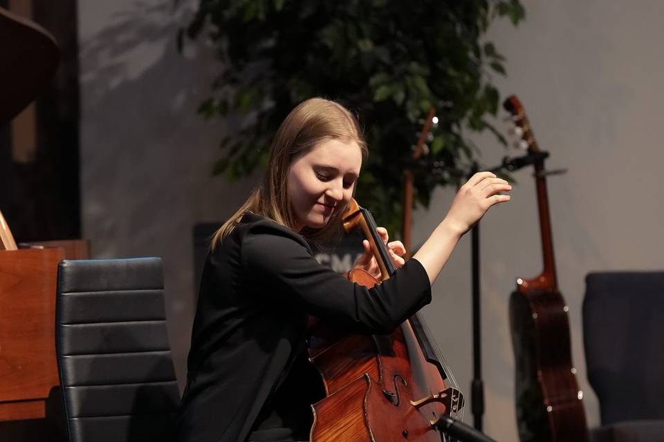 Mari Coetzee, Cellist