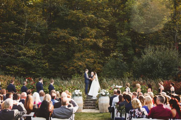 Cave Spring Vineyard Ceremony