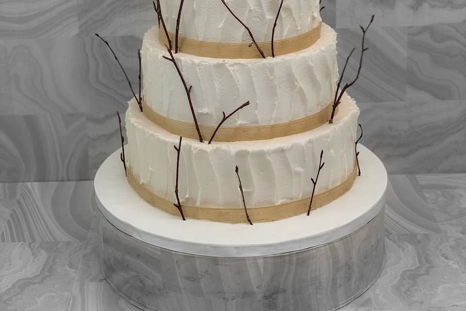 Rustic & Buttercream Wedding