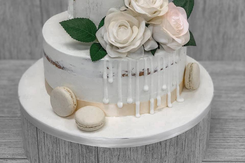 Rustic & Buttercream Wedding