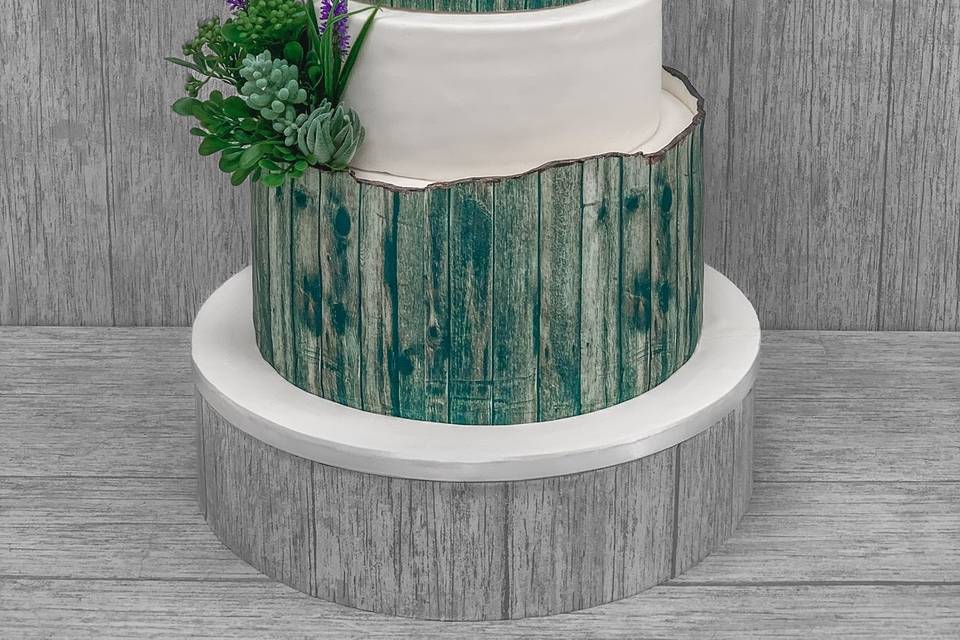 Rustic & Buttercream Wedding