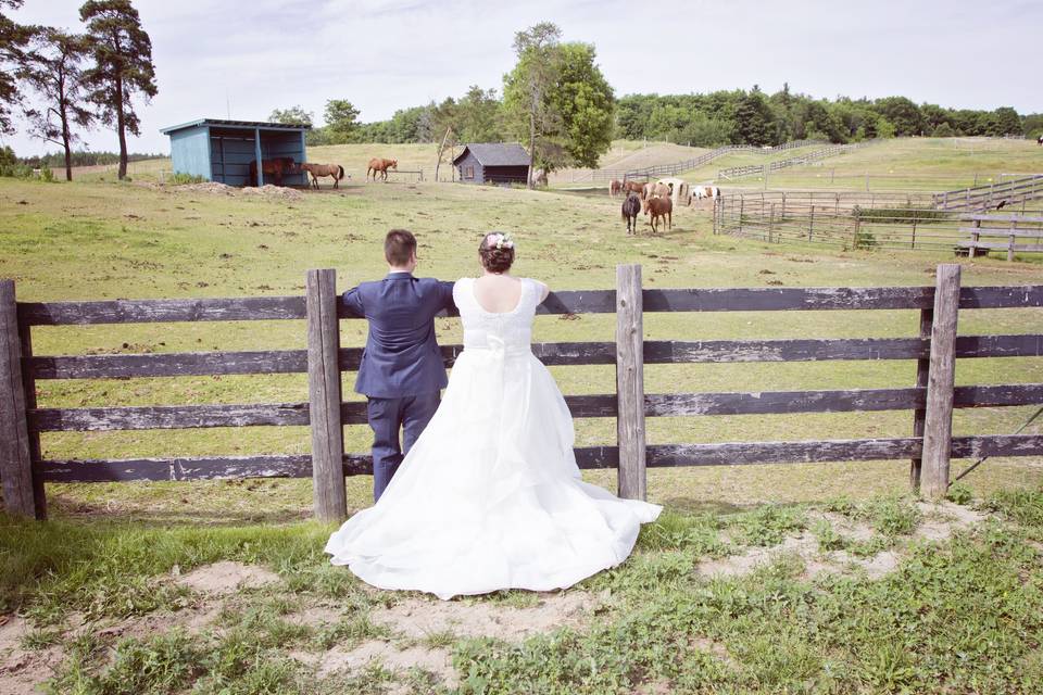 Uxbridge Farm Wedding Photo
