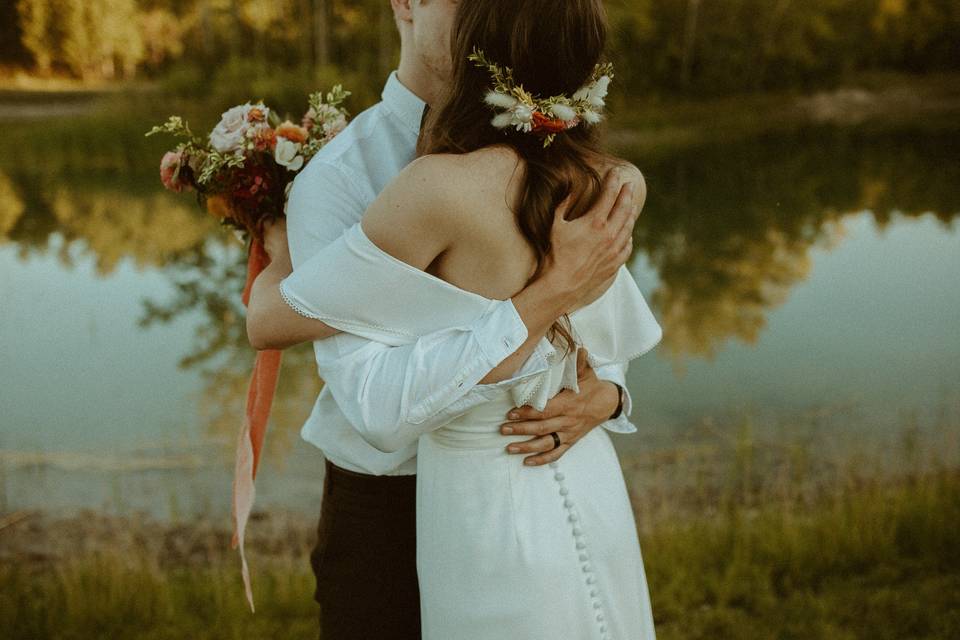 A romantic kiss - Felicity Siemens Photography