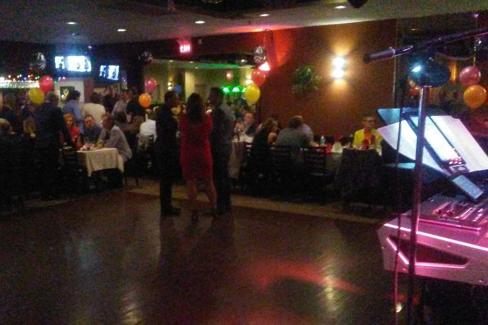 Restaurant Dance Party