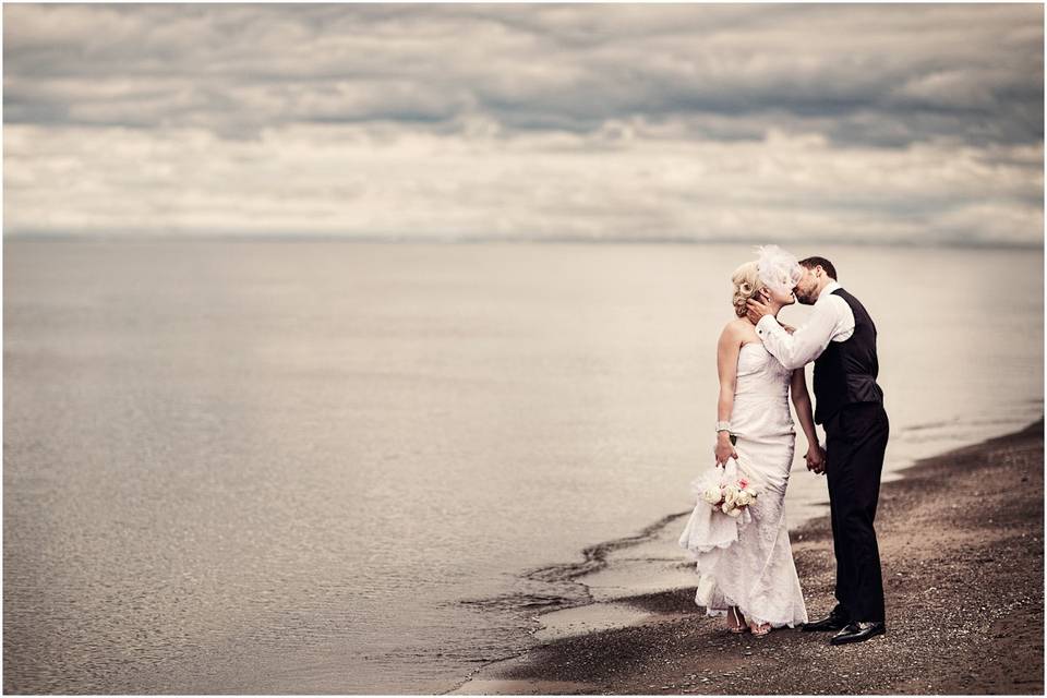 Kissing on the beach