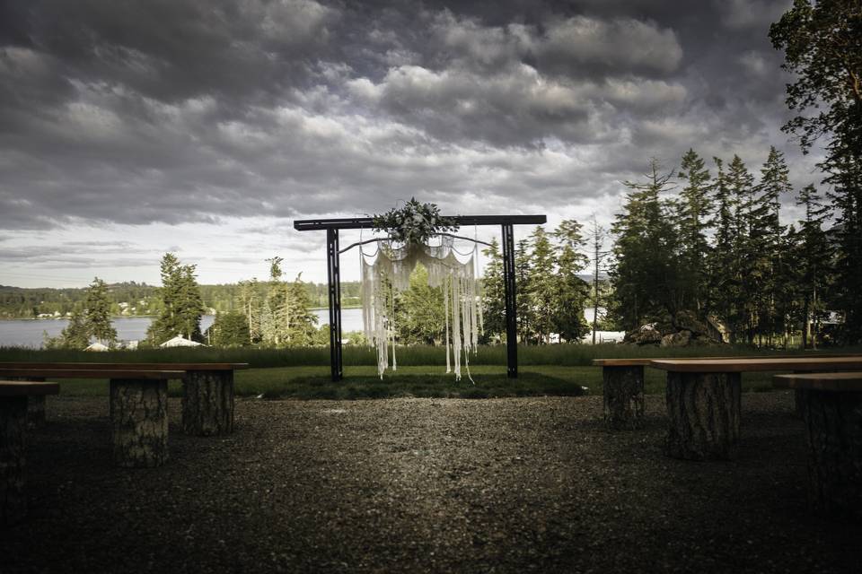 Lake view ceremony site