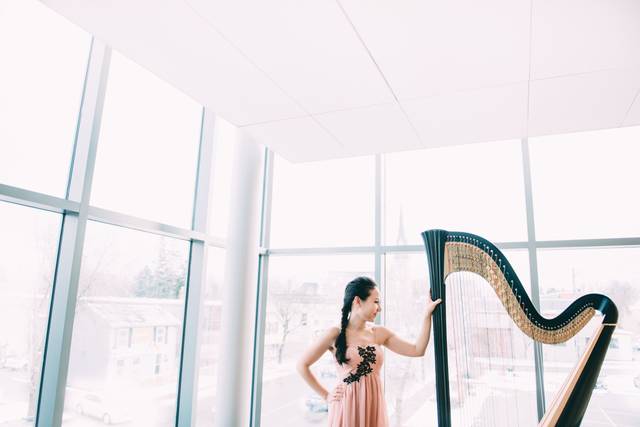 Emily Belvedere - Harpist