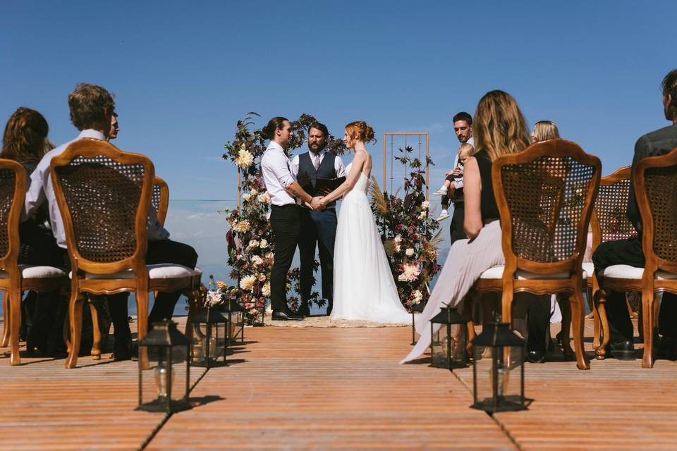 Setting the head table