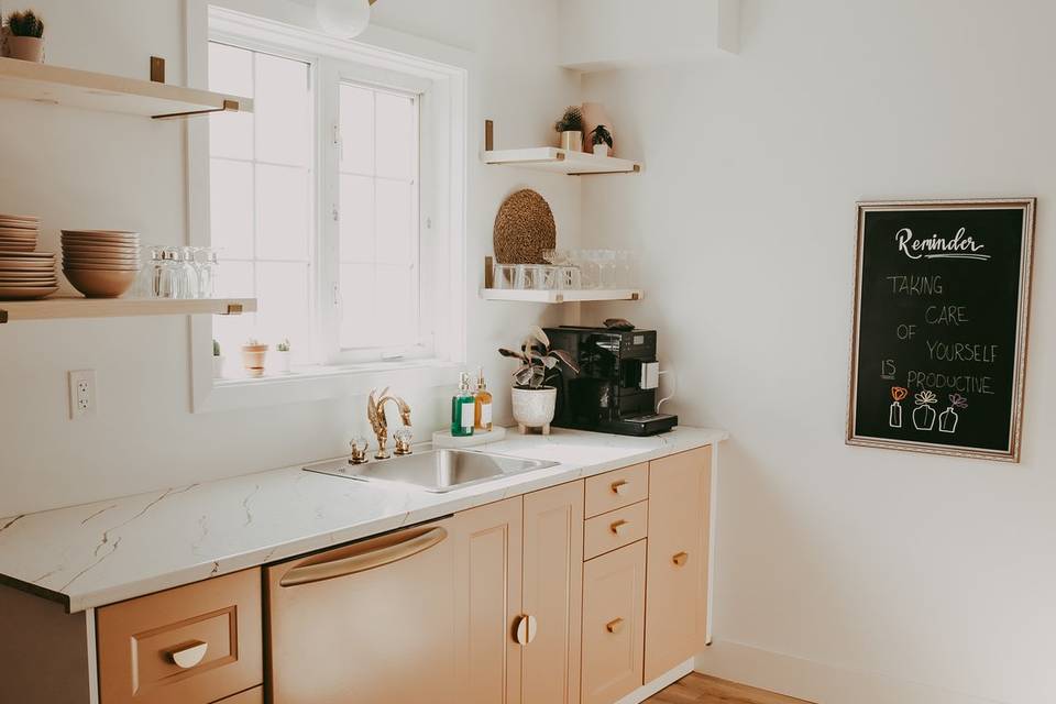 Bridal Suite Kitchen