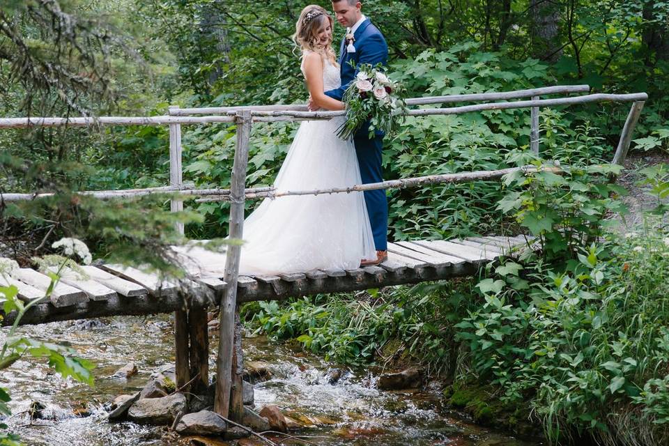 Haig Creek foot bridge