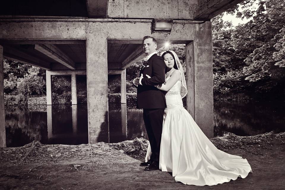 Wedding under the bridge