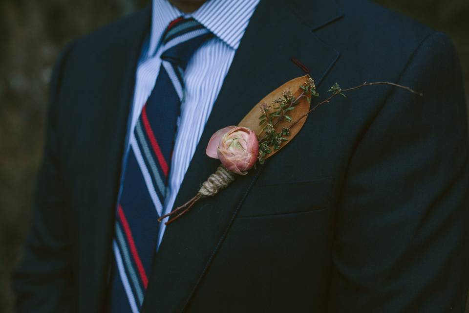 Natural boutonniere