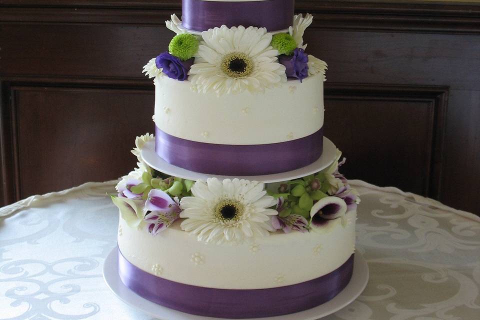 Ajax wedding cake