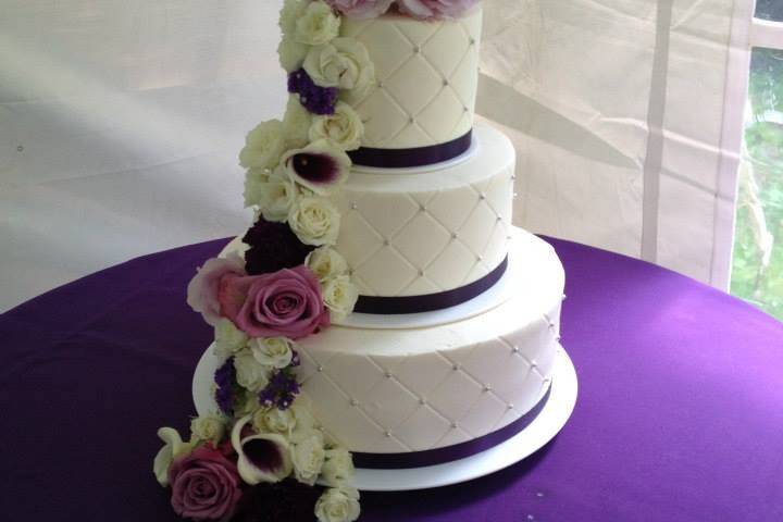 Elegant cake