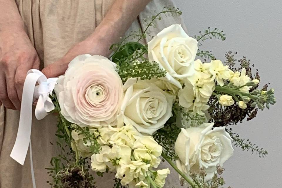 Natural bridal bouquet